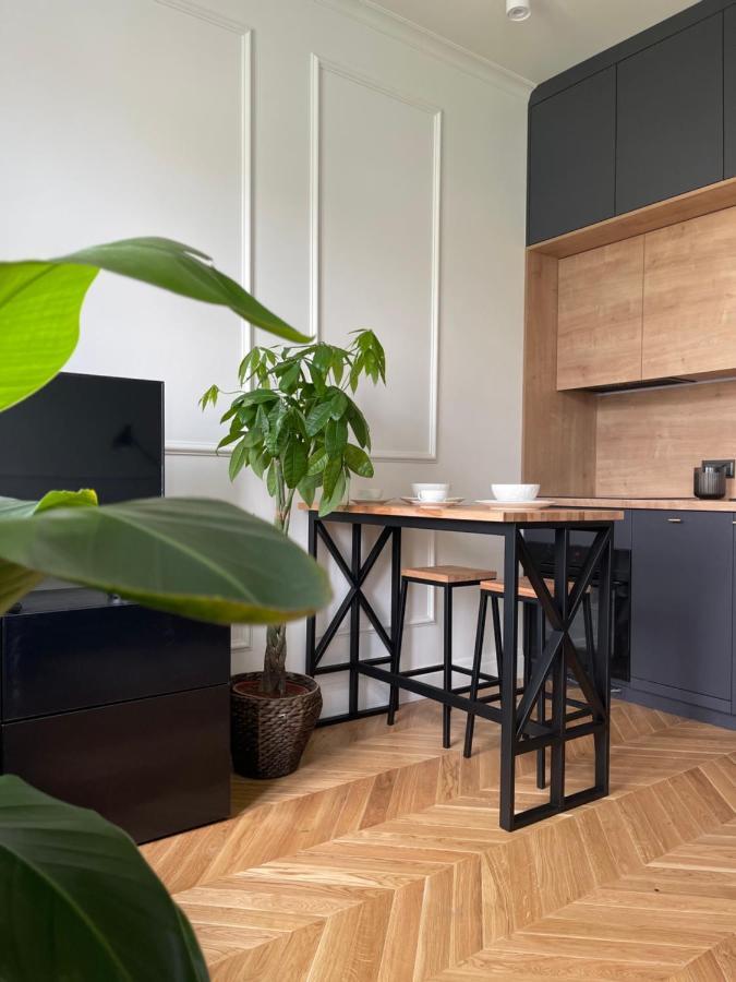 Apartament Grafitowy Lägenhet Poznań Exteriör bild
